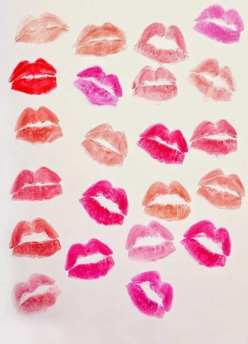 FRIDAY'S FFFFOUND: LIPSTICK KISSES