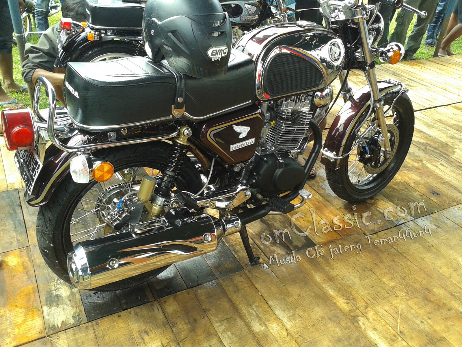 Modifikasi Cb 100 125 150 Classic Glatik Airbrush Antik Ala Harley