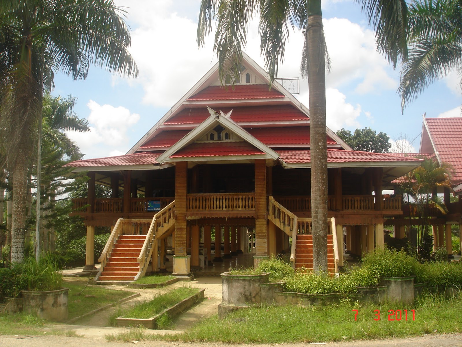 Gambar Rumah Adat Sulawesi. 10 desain rumah adat sulawesi 