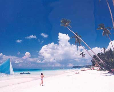Boracay Puka Beach a Tropical Paradise