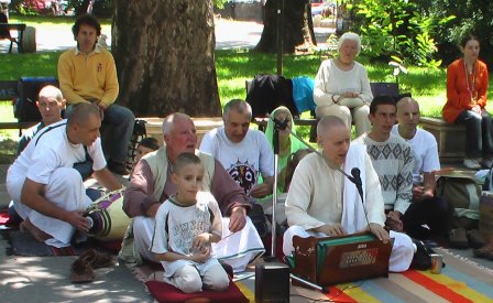 Sankarshan Das  Chanting in the Park