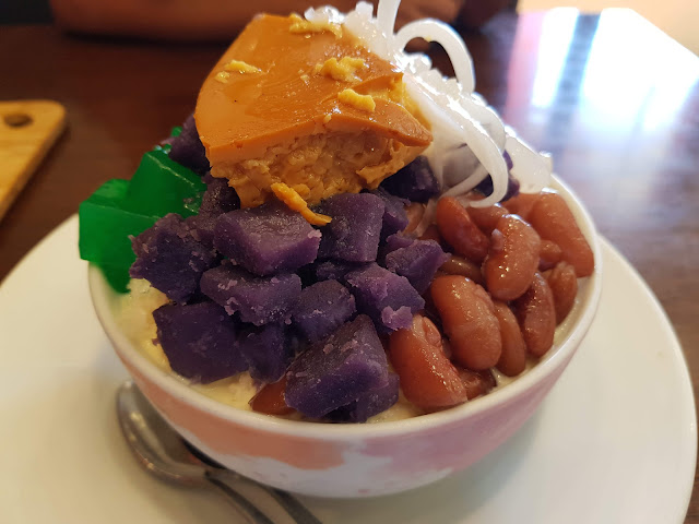 Halo-halo