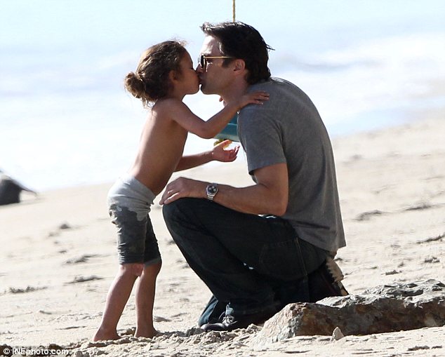 Hello Celebrity Olivier Martinez And Halle S Daughter Nahla Share A Tender Kiss As La Child Services Recommends She Undergo Counselling
