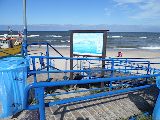 zjazd na plażę dla niepełnosprawnych - Chłopy w Gminie Mielno