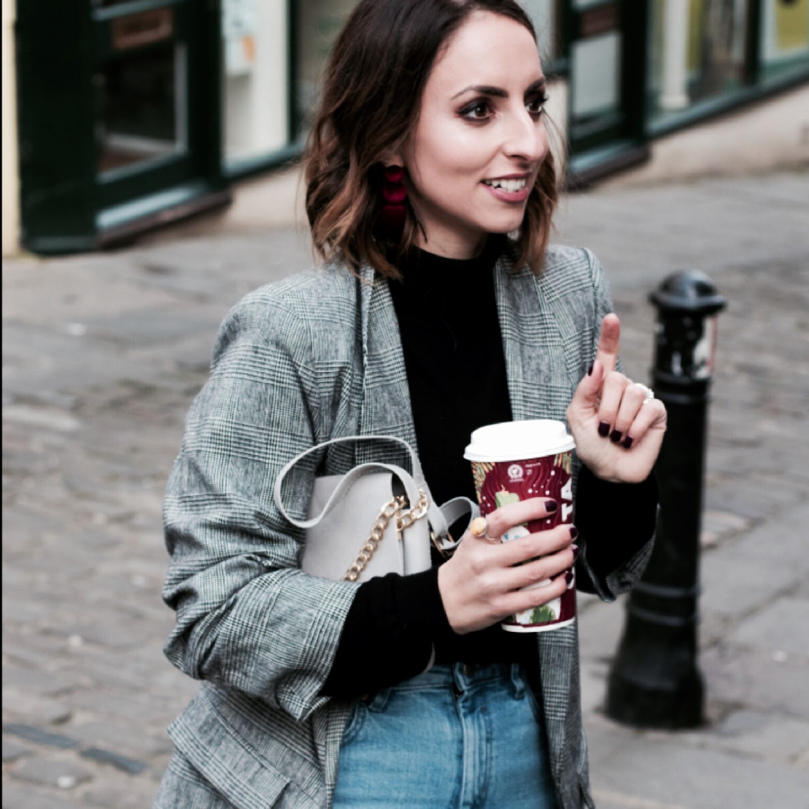 mental health, how to be happier, grow in confidence, help your self esteem, fashion, affordable fashion, ebay fashion, designer dupe, primark jacket, asos must haves, h&m haul, velvet shoes, zara earrings, ootd, street style,