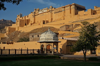 अंबरच्या किल्ल्याची सफर मराठी मधे | Amber fort - Jaipur Information in marathi