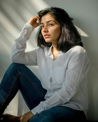 Actress rajisha vijayan latest hd photos