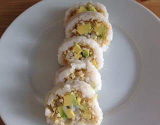 Sushi de aguacate y quinoa