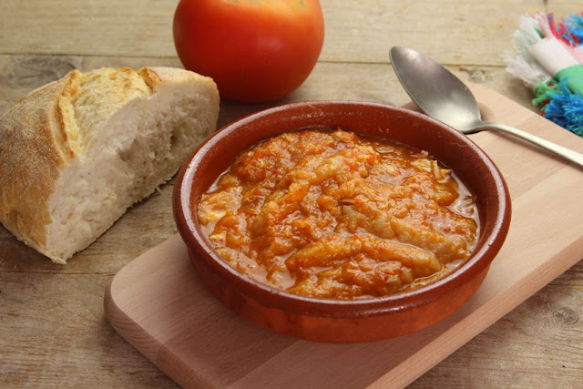 sopa de tomate foto plato 