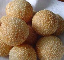 Cara Membuat Onde-Onde Kacang Hijau dan Onde-Onde Ketawa 