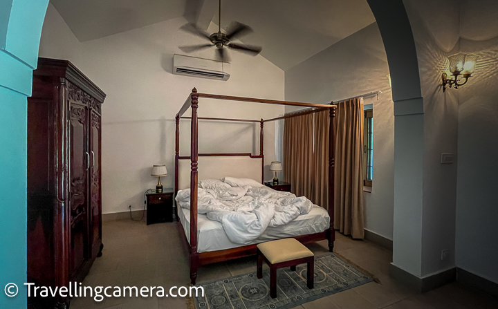 Above photograph shows one of the rooms in the Bliss Villas. Just outside these villas, there are huge open spaces to enjoy Cricket or other sports with your friends and family. During evenings, there are lot of mosquitos inside the resort, so carry some good repellants with you.