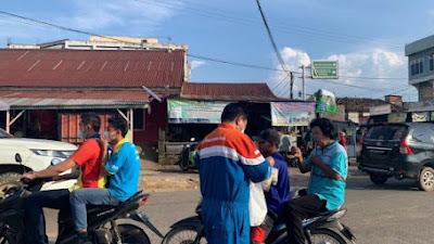  Pertamina EP Pendopo Field Mengadakan Kegiatan Pembagian Takjil Di Bulan Suci Ramadhan Di Simpang Lima Talang Ubi Pendopo 