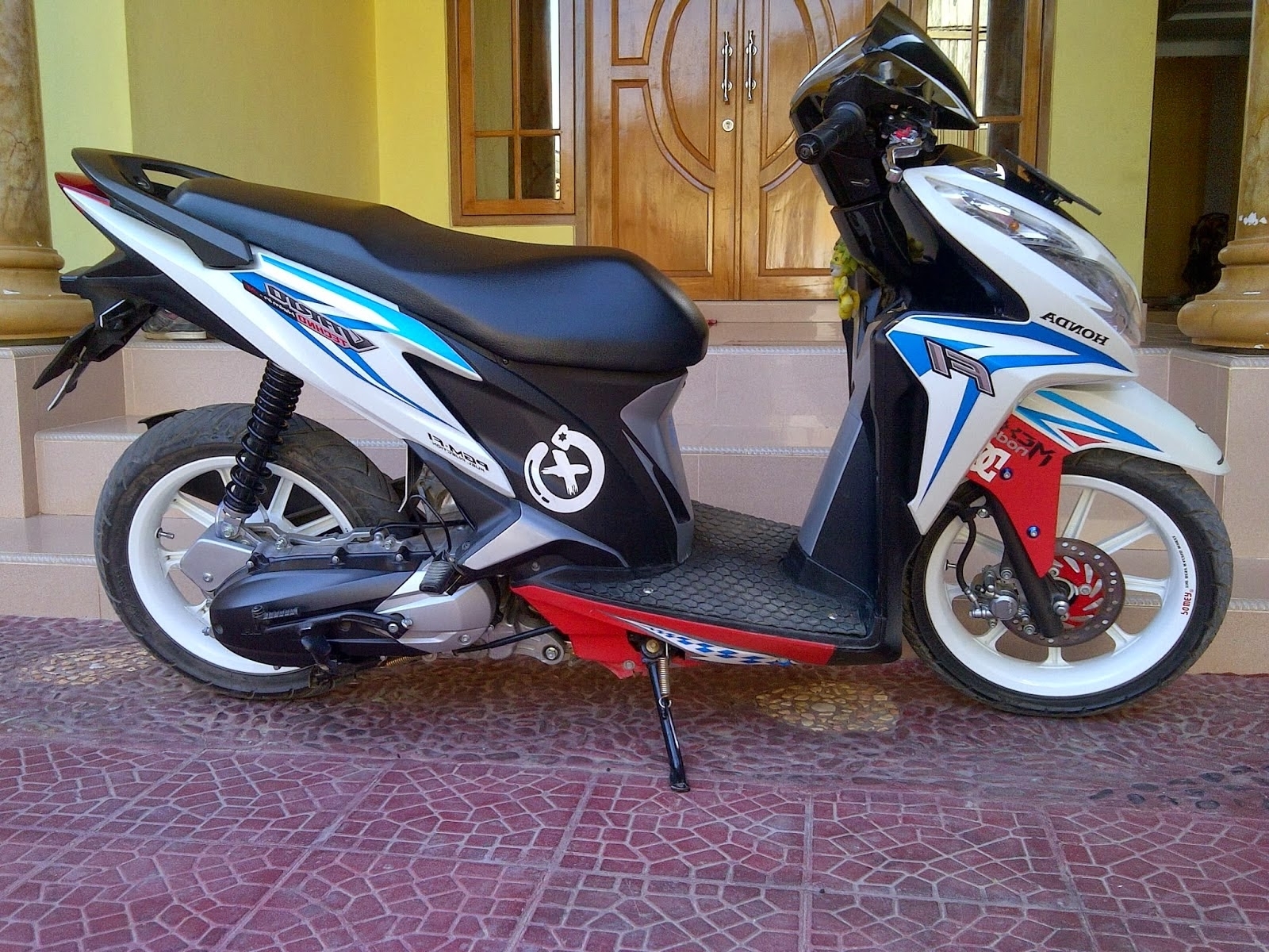 Modifikasi Motor Bekas