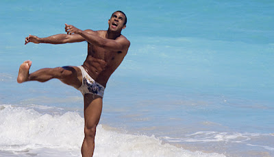 swimpixx: sexy speedos, free pics of speedo men, hot men in speedos and swimwear. Brazilian homens nos sungas abraco sunga 
