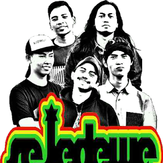 Lirik Lagu Reggae Wanita Munafik 