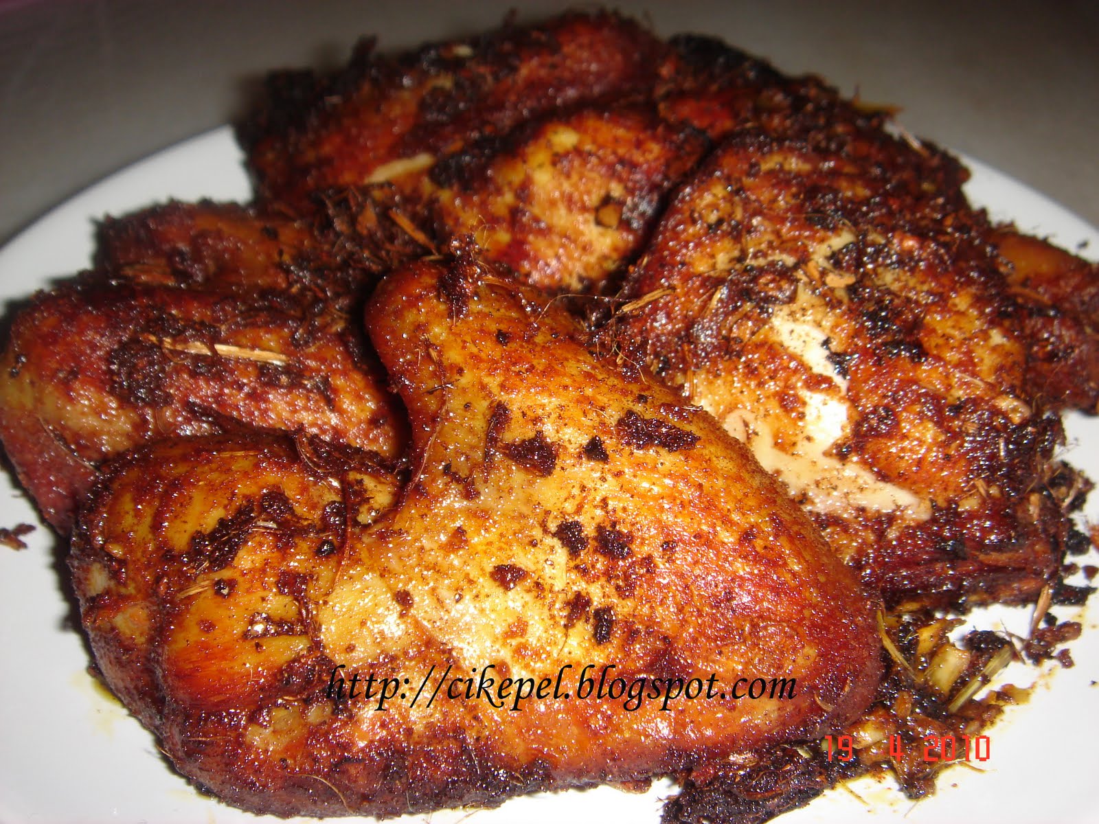 Keluarga & Resepi: ^_^: Ayam Goreng Berempah