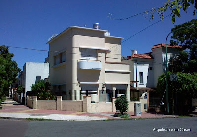 Casa Moderna en esquina