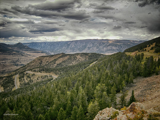 Beartooth Mountains highway wilderness Wyoming Montana geology rocks travel trip fieldtrip roadtrip copyright RocDocTravel.com