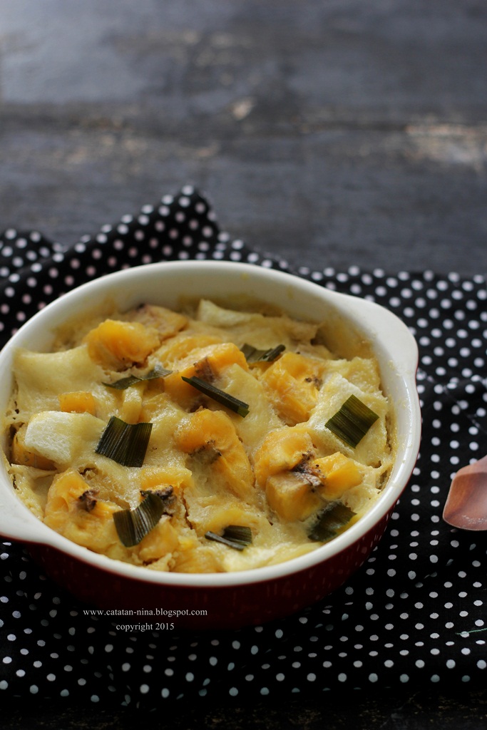 PUDING ROTI PISANG KUKUS  Catatan-Nina