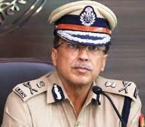 मुख्यमंत्री योगी की नाराजगी पड़ी भारी,  DGP पद से हटाए गए मुकुल गोयल, कौन बनेगा यूपी का नया DGP?