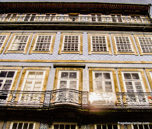 Azulejos na Cidade do Porto em Portugal