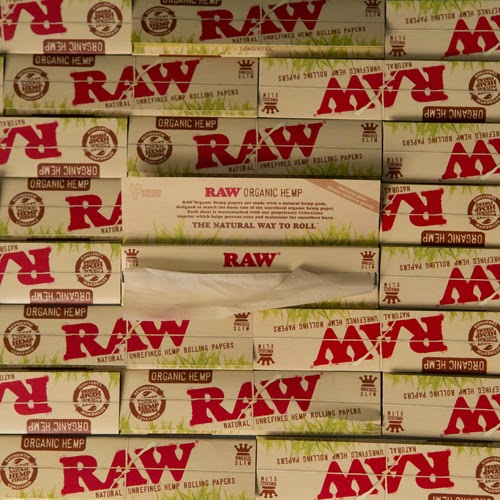 www.smackedshop.com/schwag/raw-king-size-slim-papers