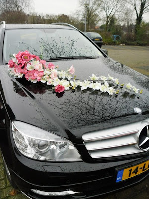 Những mẫu xe hoa đa dạng cho ngày cưới