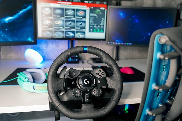 Logitech g923 / Abrimos y probamos el volante más elegido 