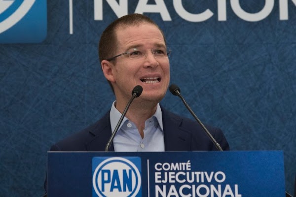 Ricardo Anaya se benefició con terrenos expropiados, los revendió casi a un 300% más.