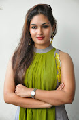 Prayaga Martin Glamorous photos-thumbnail-17