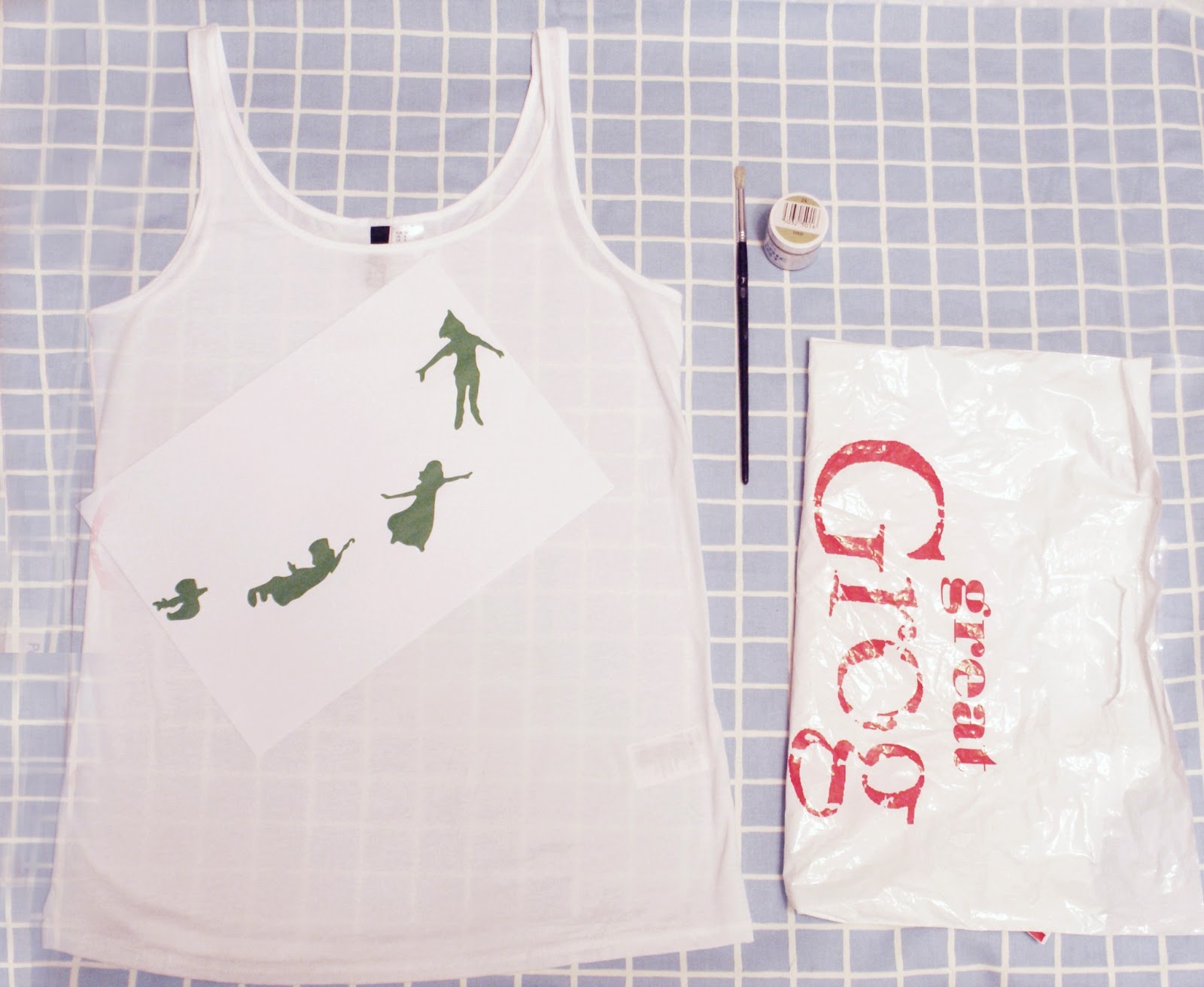 For making a 'freezer paper' fabric stencil and custom t shirt, you ...
