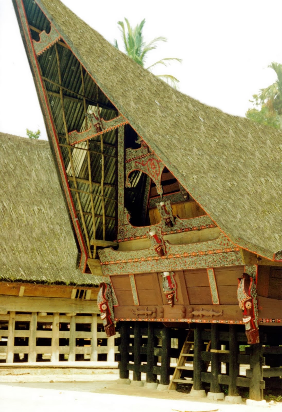 Budaya Adat Indonesia: Rumah Adat Bolon Sumatera Utara