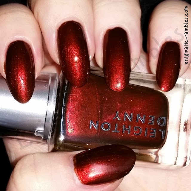 Swatch-Leighton-Denny-Chestnut-Charm