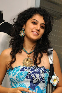 Jhummandi Naadam actress Taapsee Cute Stills