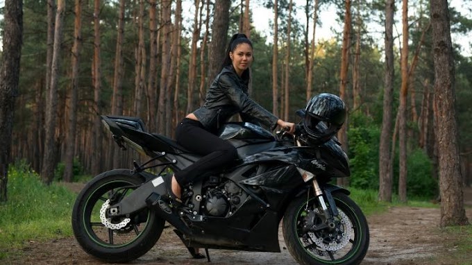 girls on bikes