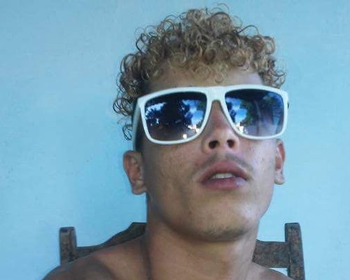 JOVEM MORRE APÓS TROCAR TIROS COM A POLÍCIA