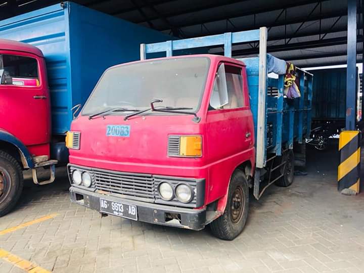 Lelang truk  Eks GUDANG  GARAM  MOBIL TUA MESIN JOSSS 