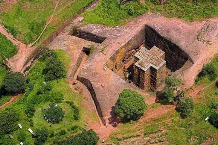  Lalibela, Bangunan Batu Menakjubkan di Ethiopia