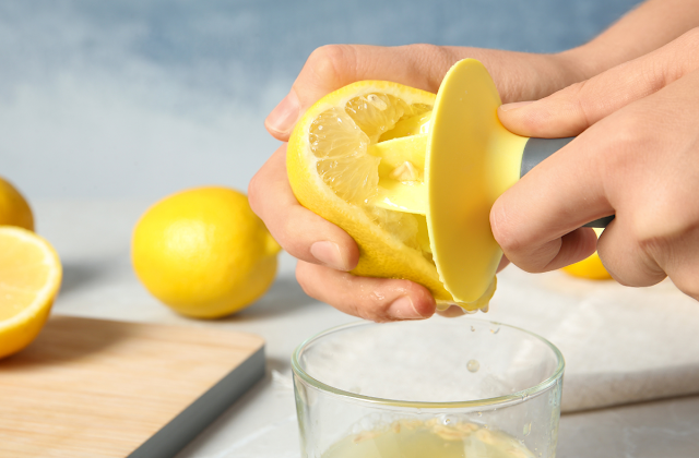Boire un jus de citron le matin : bon ou mauvais pour la santé