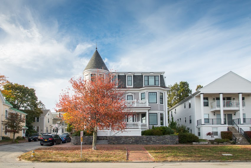 Portland, Maine USA October 2017 photo by Corey Templeton. A view from the corner of Vesper Street and the Eastern Promenade, on Munjoy Hill.