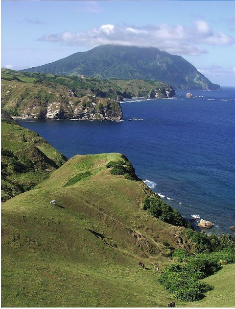 rolling hills batanes