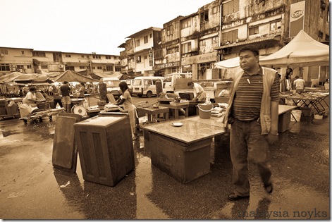 Satok market, kuching 9