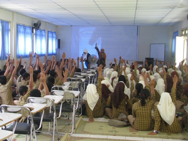 Siapa yang ingin sukses Ujian Nasional ?...Saya... | percobaan