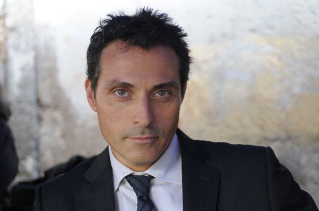 Rufus Sewell