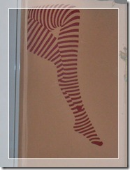 Beine fertig an der Wand