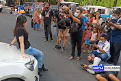 Ngabuburit Asik Sambil Melihat Mobil Off-Road