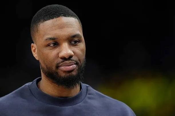 Damian Lillard #0 of the Milwaukee Bucks looks on during the fourth quarter against the New York Knicks at Fiserv Forum in Milwaukee, Wisconsin, on March 28, 2025. Photo by Patrick McDermott/Getty Images