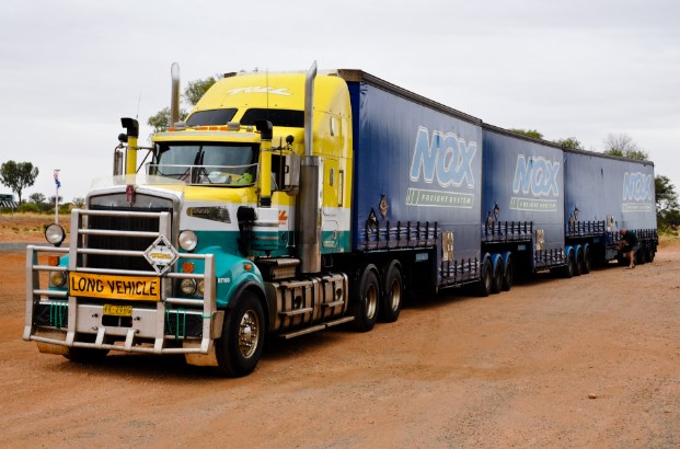 truk terbesar gandeng di australia