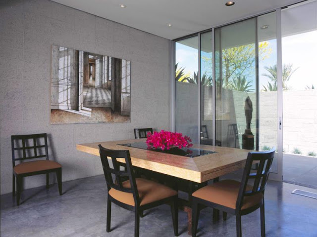 Photo of dinning room with dinning table