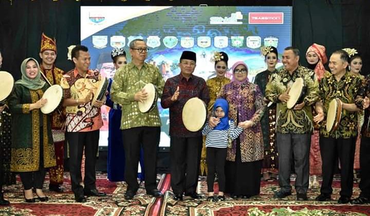 Bupati Adirozal Hadiri Launching Calende Of Event Provinsi Jambi,Salah Satu Festival Kerinci